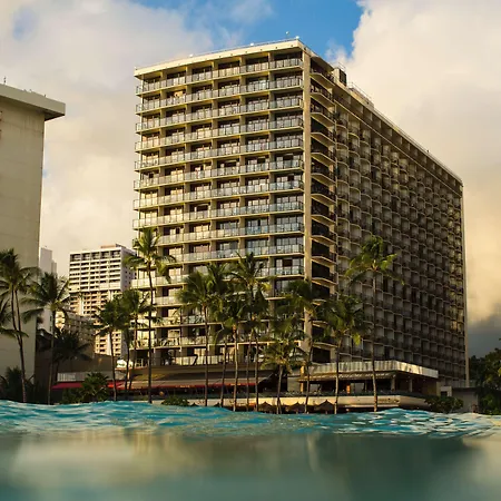 OUTRIGGER Waikiki Beach Resort-3